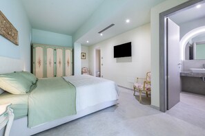 1 bedroom, free WiFi, bed sheets - Apartment 'Abaye I Champagne - Charm' with Shared Pool, Wi-Fi and Air Conditioning (Soiano del Lago)