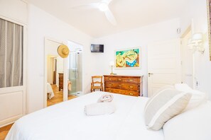 2 bedrooms, iron/ironing board, free WiFi, bed sheets - Holiday Home 'Sa Rota De Can Xito' with Private Pool, Private Terrace and Wi-Fi (Illes Balears)