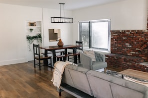 Interior - The Kennewick Cottage  (Kennewick)