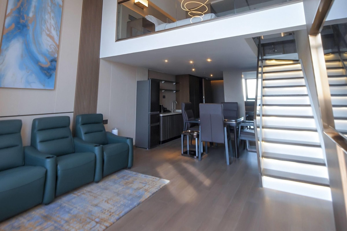 Cortinas blackout, tabla de planchar con plancha y wifi gratis