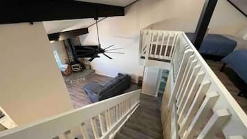 2 bedrooms, iron/ironing board, travel crib, free WiFi