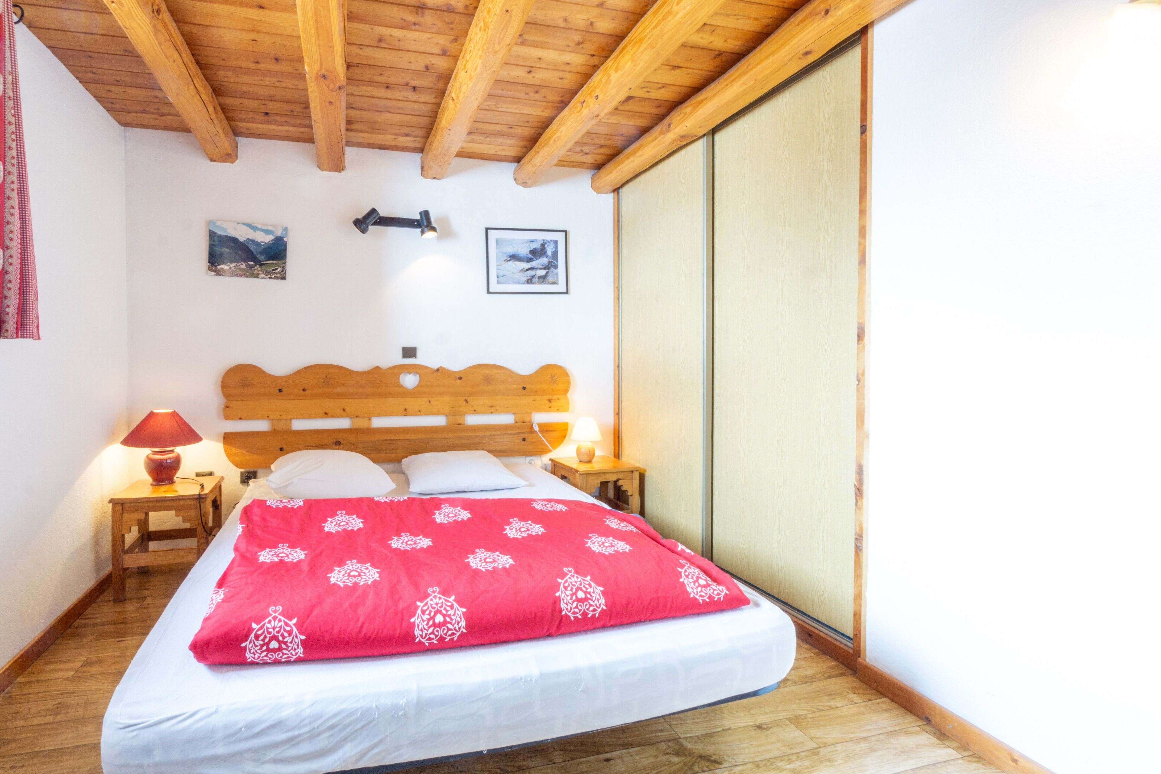 2 chambres, fer et planche à repasser, Wi-Fi gratuit