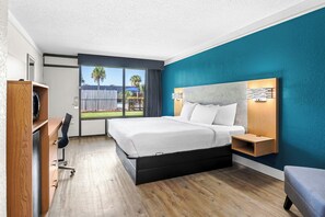 Rom – standard, 1 kingsize-seng, ikke-røyk | Skrivebord, strykejern/-brett og wi-fi (inkludert)