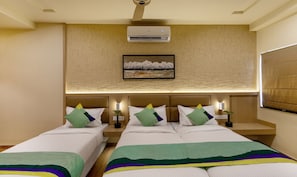 In-room safe, desk, soundproofing, iron/ironing board - Treebo Nestlay Rooms Gummidipoondi (Gummidipundi)