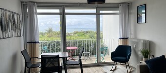 Grand studio vue sur les 3 îles prêt de la  thalasso