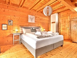 4 bedrooms, free WiFi