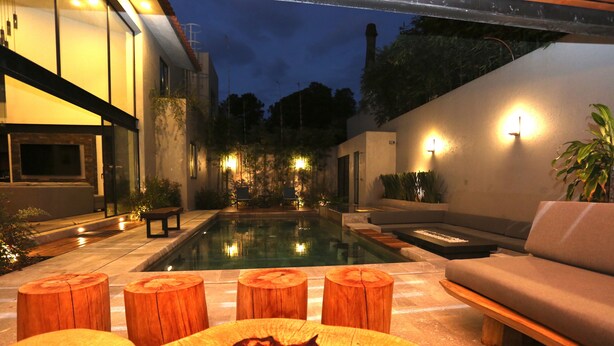 Pool - Modern New Luxury Private Villa for Family Fun - Pool, Jacuzzi, King Beds, Patio (Valle de Bravo)