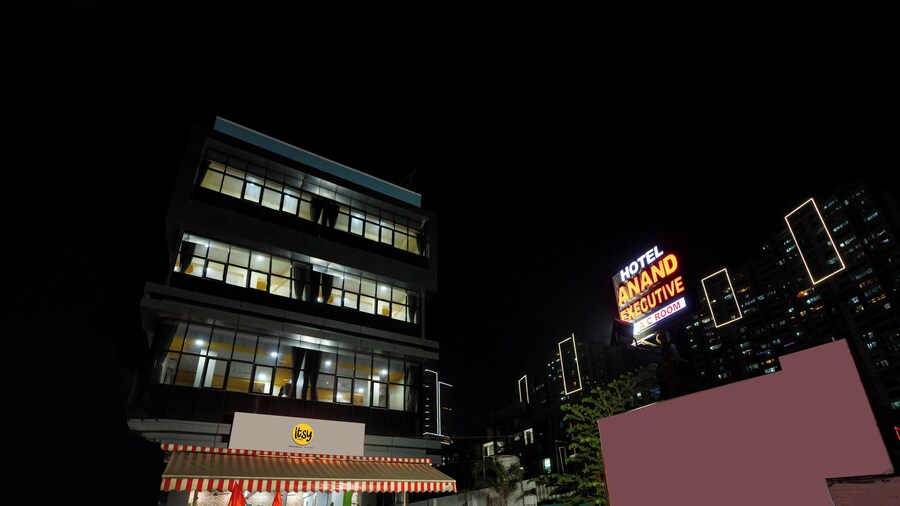 Itsy Hotels Anand Executive, Near Amanora