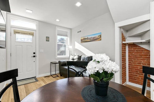 Renovated Baltimore Home | Walk to Little Italy & Fells Point