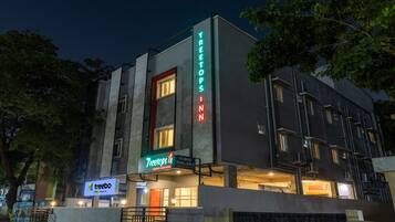 Ngoại thất