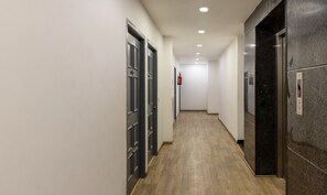 Lobby - Treebo Treetops Inn - Anna Nagar (Chennai)