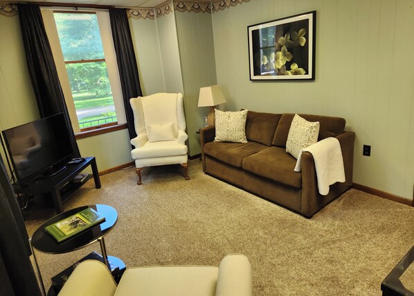 Smart TV, books, offices