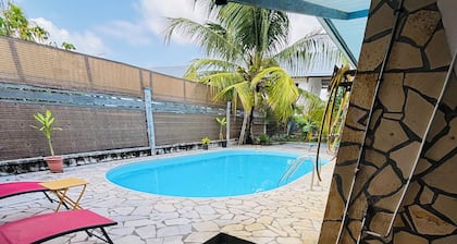 Villa T4 à Kourou Avec Piscine
