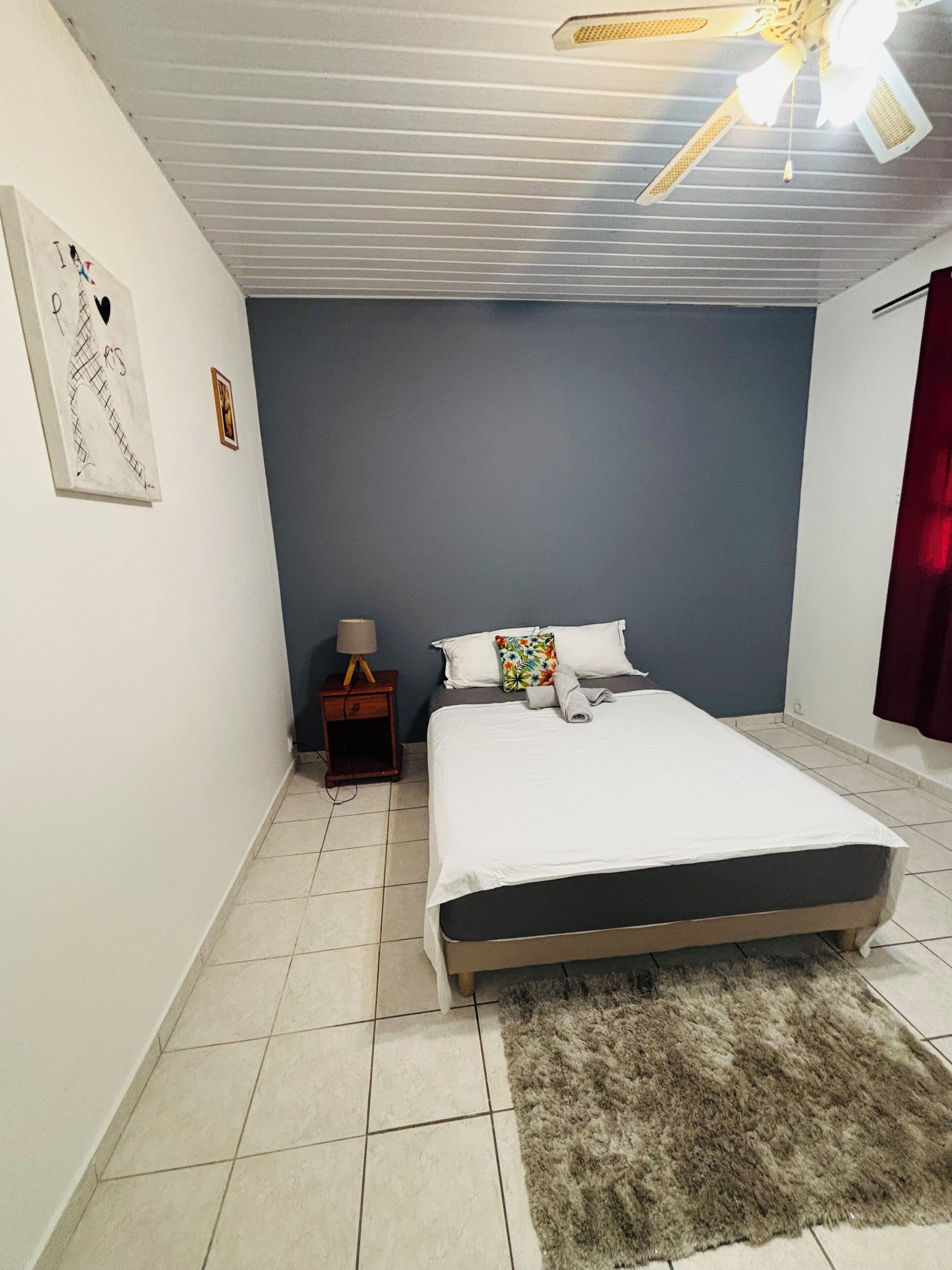 3 bedrooms, iron/ironing board, WiFi, bed sheets