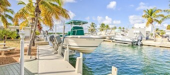Bob's Harbor View in Marathon
