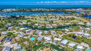 Unclassified image, 2 of 30, button