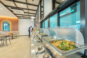 Daily buffet breakfast (THB 200 per person)