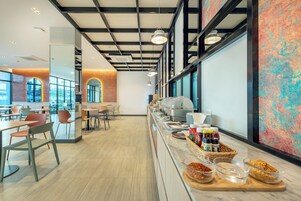 Daily buffet breakfast (THB 200 per person)