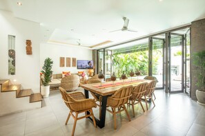 วิลล่า (4 Bedrooms) | ด้านหน้าที่พัก