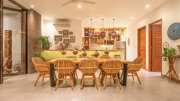 Villa (4 Bedrooms) | Exterior