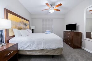 1 quarto, cofres nos quartos, escrivaninha, Wi-Fi