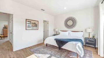 2 bedrooms, iron/ironing board, travel cot, WiFi