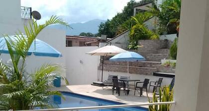 Casa Blanca Villeta