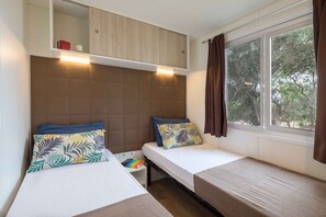 3 室のベッドルーム、WiFi