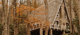 Charmed @CherryHideaway - 1970s Vintage Modern - Mountain A-Frame - Dog Friendly