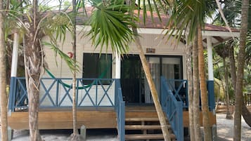 Deluxe Cabin, Ocean View