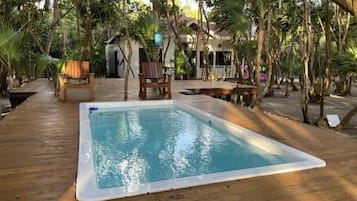 2 piscinas al aire libre