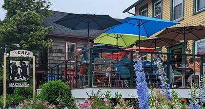 Historic 2 Cats Inn-Free Breakfast-Georgia Room