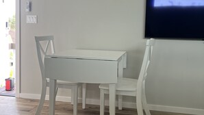 Dining - Charming Backyard Guesthouse with Private Kitchenette and Bath (Naples)
