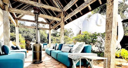 Rustic Emerald Retreat - Rave Reviews!
Shown in HGTV Extreme & Unique Homes!