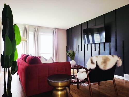 Romantic Escape - Adult Playhouse with Exotic Dungeon