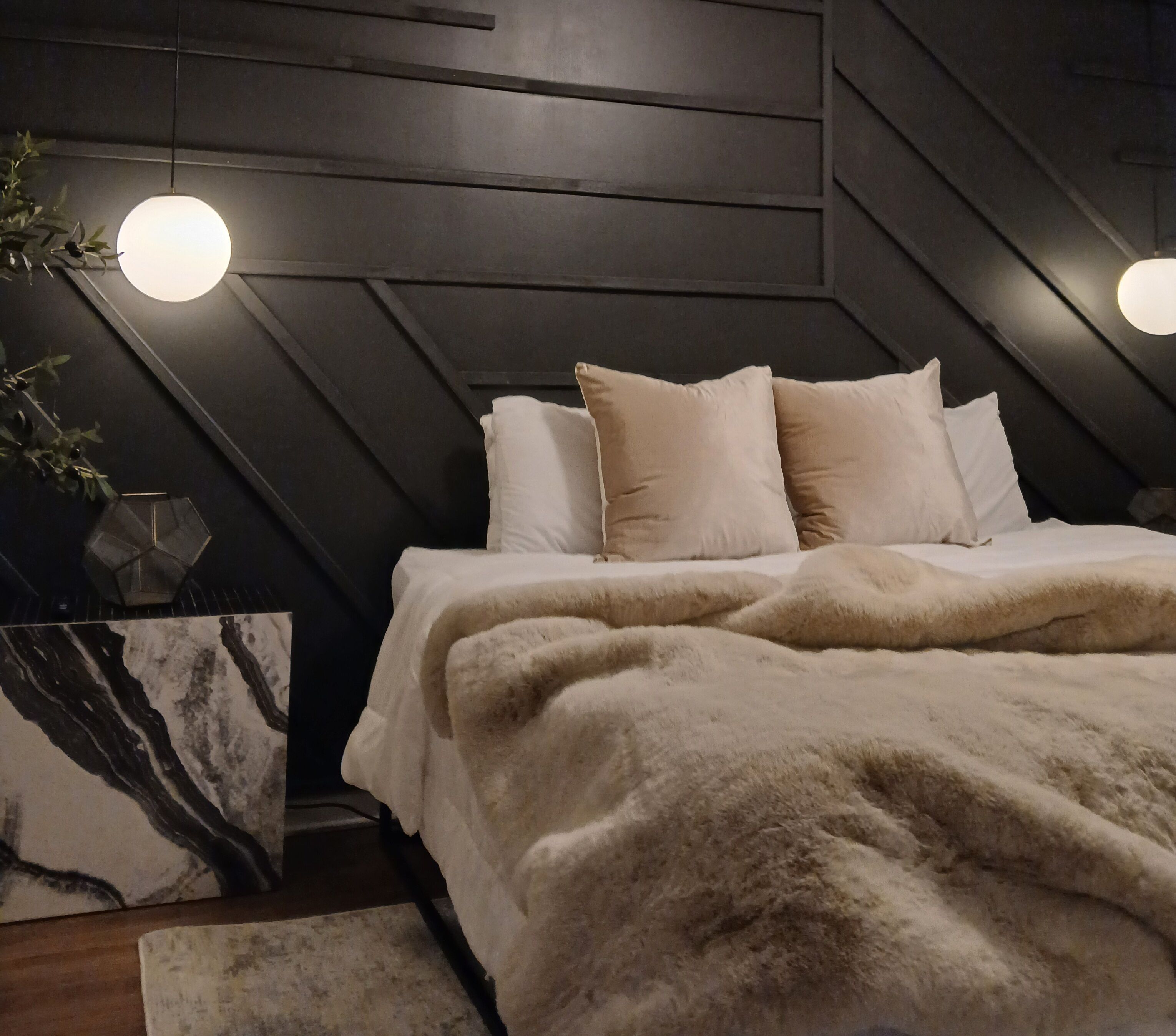 2 chambres, fer et planche à repasser, accès au Wi-Fi (inclus)