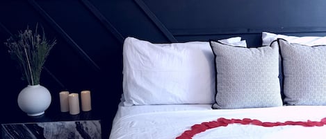 2 soverom, strykejern/-brett, wi-fi (inkludert) og sengetøy