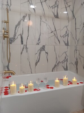 Shower, towels, soap, shampoo