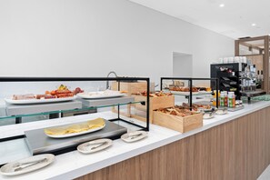 Daily buffet breakfast for a fee - Veriu Macquarie Park (Macquarie Park)