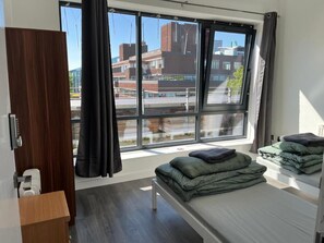 2 habitaciones, wifi y ropa de cama 