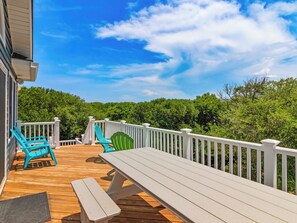 Terrace/patio - 2072 Laughing Duck * 3 Min Walk to Beach (Duck)