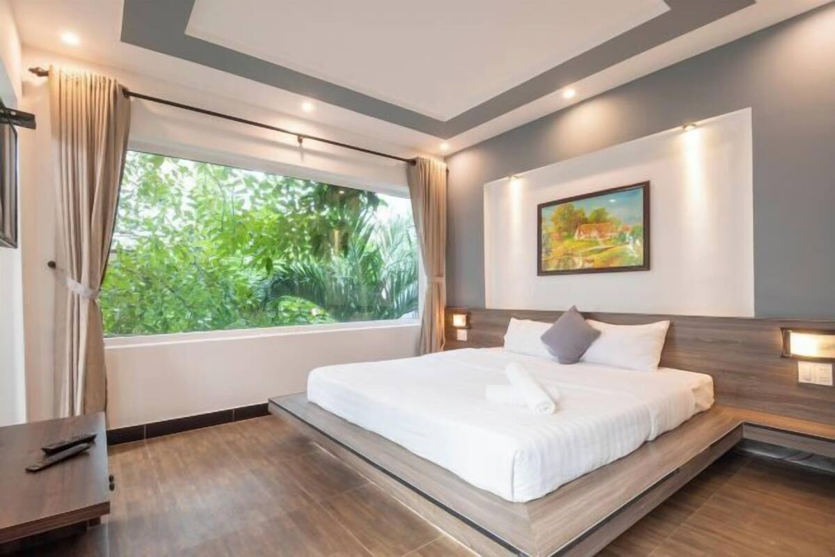 9 camere, biancheria da letto di alta qualità, materassi in memory foam