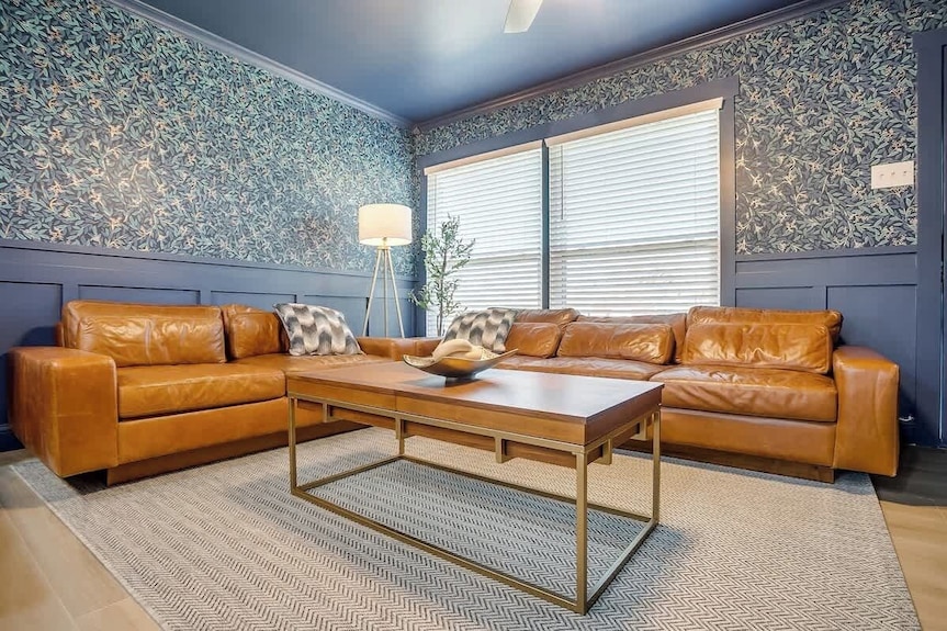Walk To At&t, Globe Life, Texas Live! | Pickleball, Hot Tub, Basketball - Bedford, TX