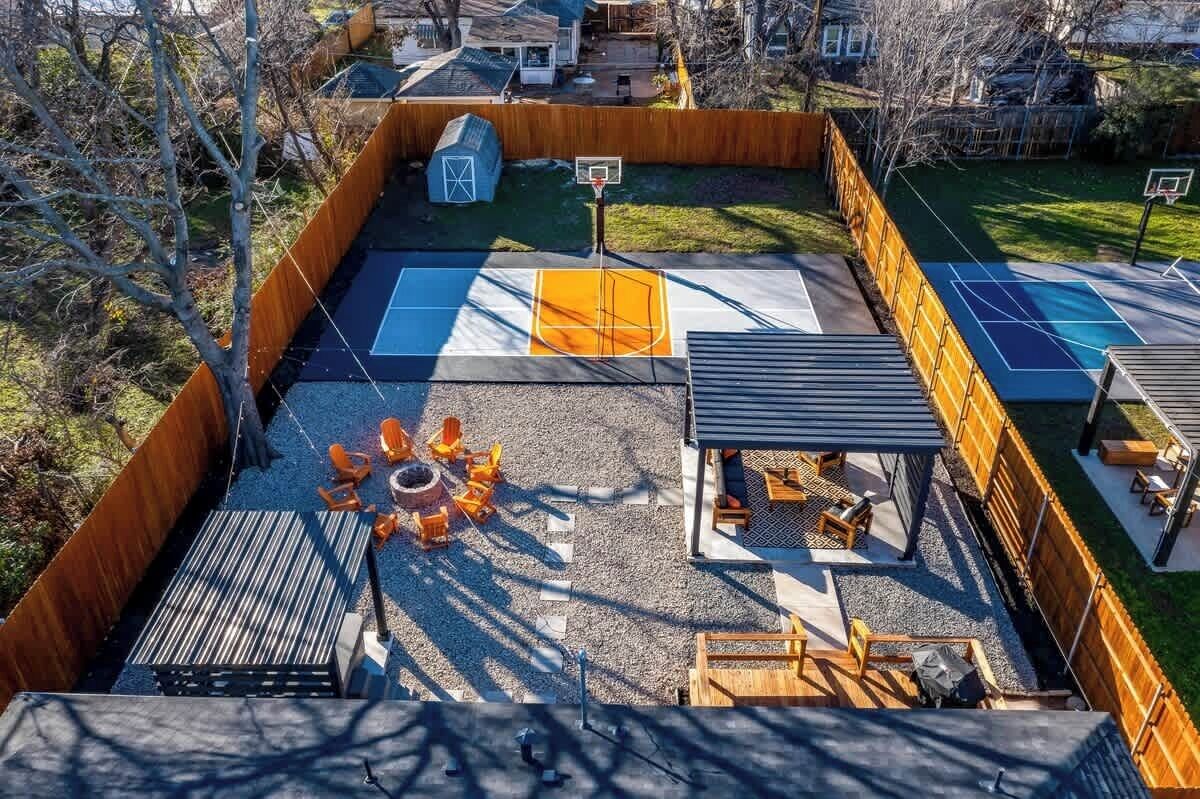 Sportplatz