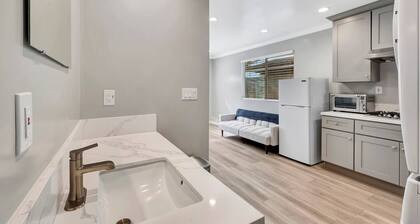Modern & Sweet Home