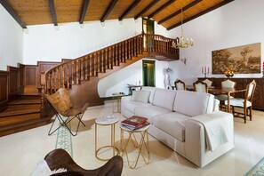 TV - Wonderful private villa for 6 people with WIFI, private pool, A/C, TV and terrace (Syracuse)