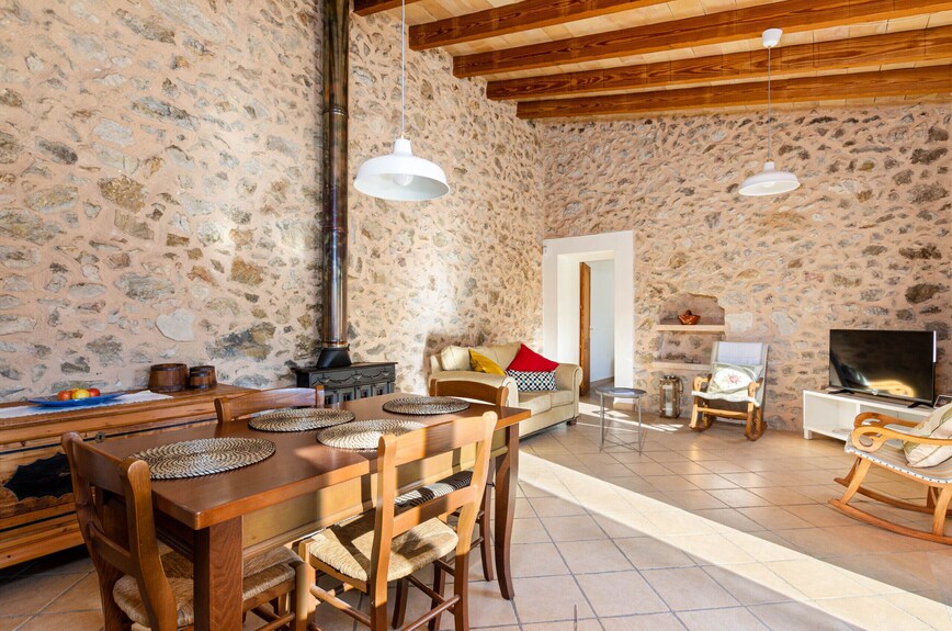 Yourhouse Son Tey, Lovely Villa With Private Pool And Terrace, Overlooking The Nature - Sineu