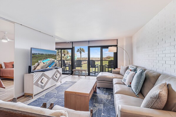 TV - Astonishing Views 3 bedroom w/Den 3 Baths (Port Aransas)