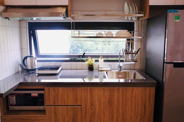 Premium bedding, down duvets, pillow-top beds, individually decorated - Nadu Apart (Ho Chi Minh City)