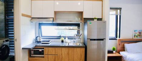 City-studiosuite - 1 soveværelse - balkon - parkudsigt | Premium-sengetøj, dundyner, senge med topmadrasser, individuelt design